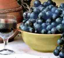 Pripravimo domače vino iz grozdja po preprostem receptu