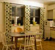 Okenske okrasne kuhinjske zavese, primeri na fotografiji