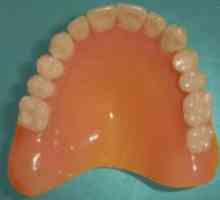 Odstranljive proteze s popolno odsotnostjo zob