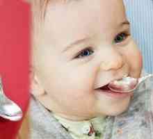 Srebrna žlica za prvi zob je mit ali korist za otroka?