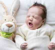 Koliko naj otrok spi čez 3 mesece, trimesečni dojenček
