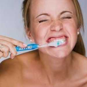 Kako pravilno in pogosto krtačite zobe