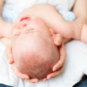Zakaj je fontanel pulsiran pri dojenčkih