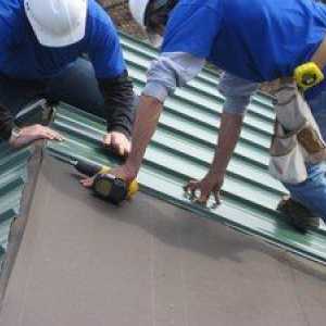 Kako pokriti streho s kovinsko ploščico