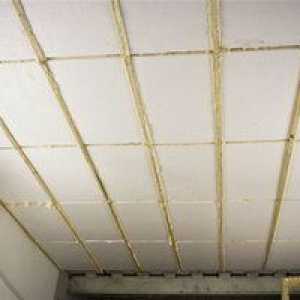 Ali je mogoče izolirati strop s penasto plastiko in kako to storiti?