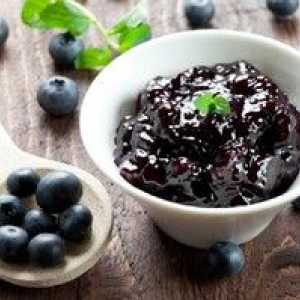 Preprosti recepti za borovničev džem