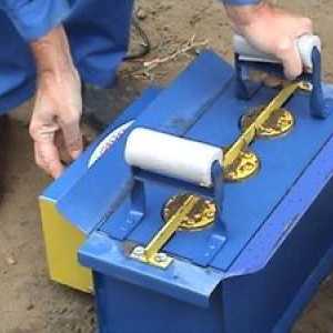 Stroj za izdelavo blokov z lastnimi rokami